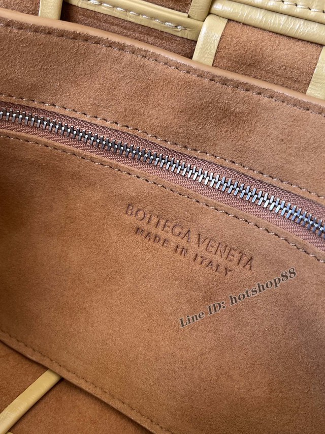 BV專櫃新款手工編織手袋 葆蝶家Bottega Veneta男女通用胸包 620980 bbv1140